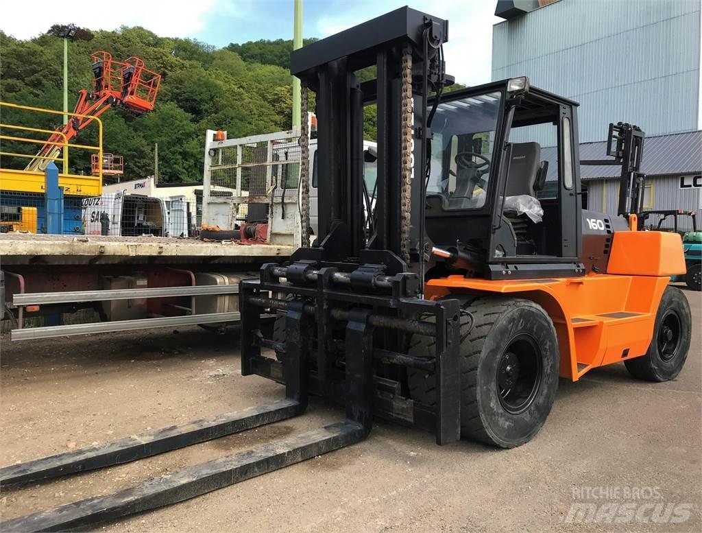 Doosan DL160 Diesel Forklifts