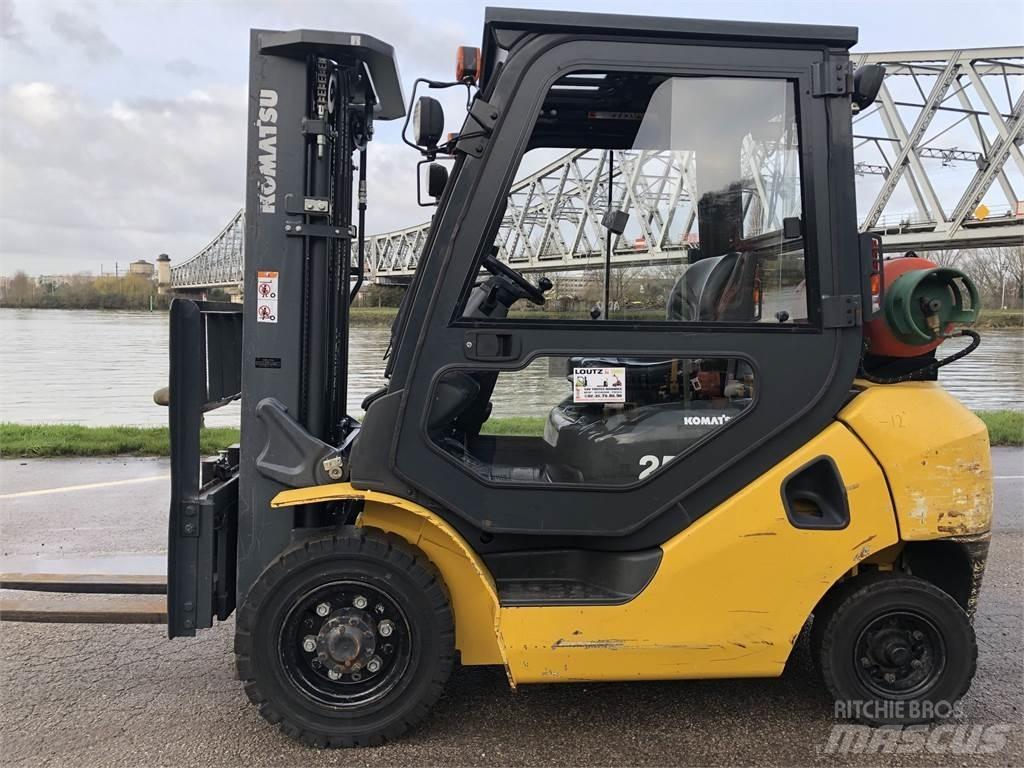 Komatsu FG25 Misc Forklifts