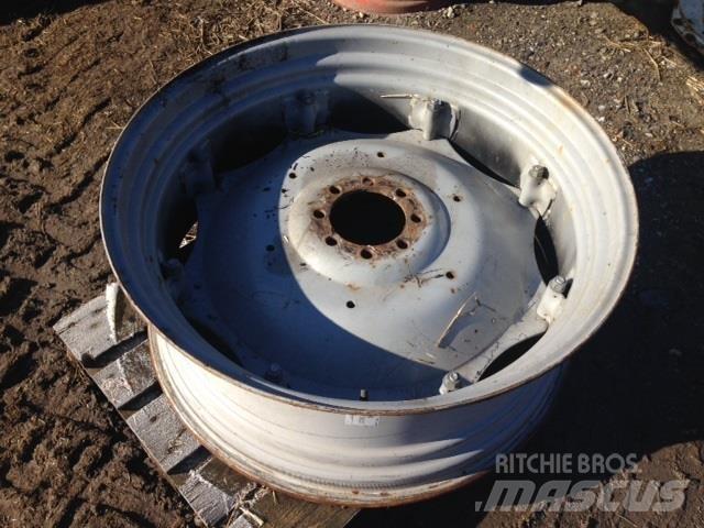 GKN 15X38 Tires, wheels and rims