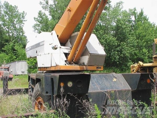 Drott 2500 Mobile and all terrain cranes