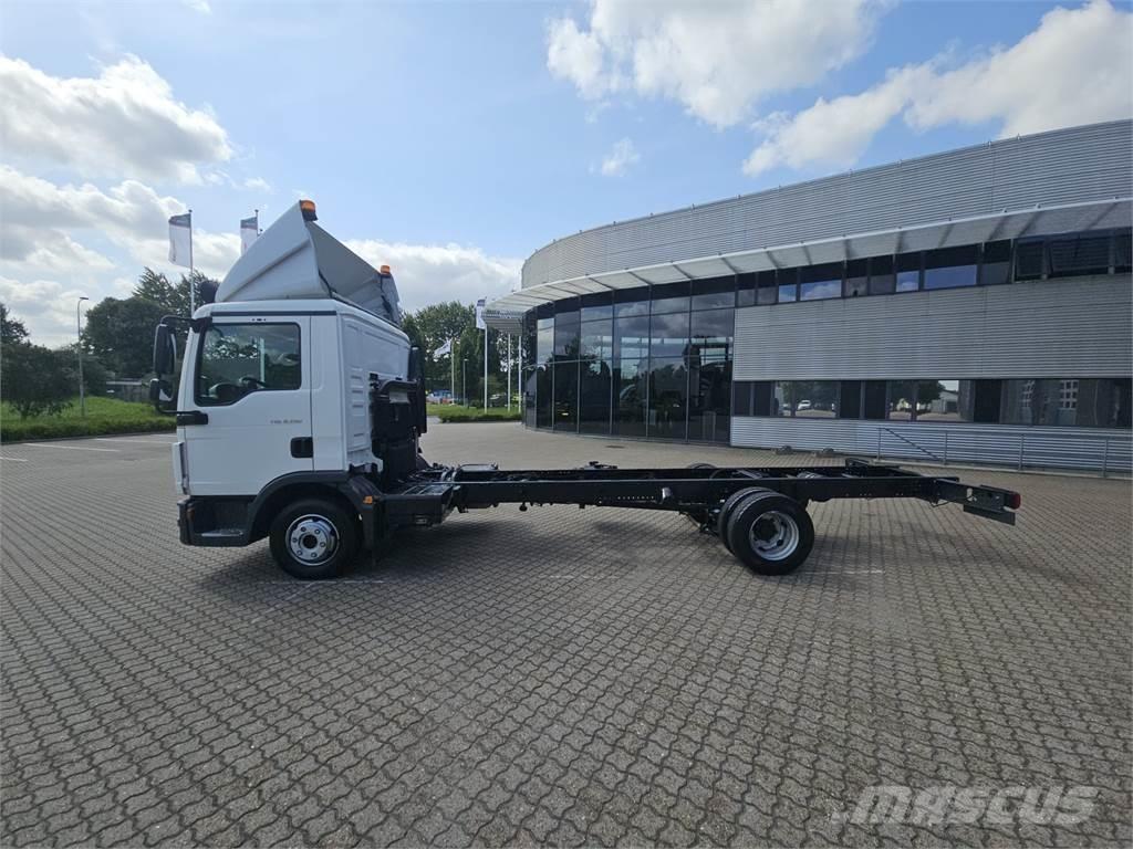 MAN TGL 8.190 Cab & Chassis Trucks