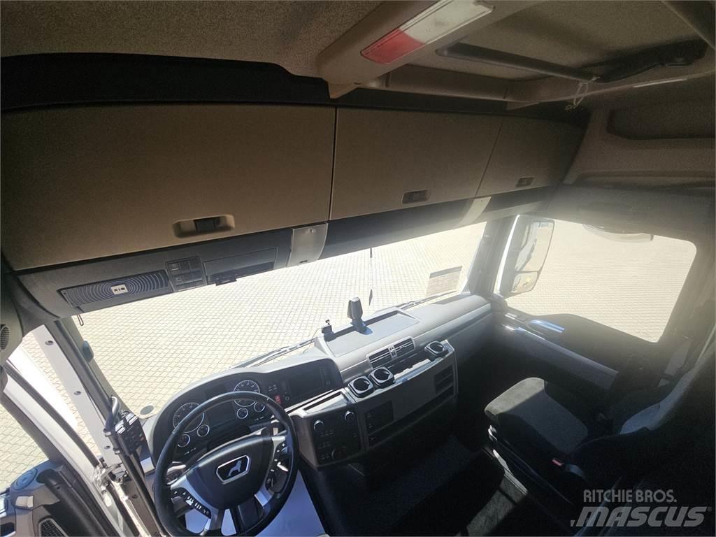 MAN TGX 26.510 Conventional Trucks / Tractor Trucks
