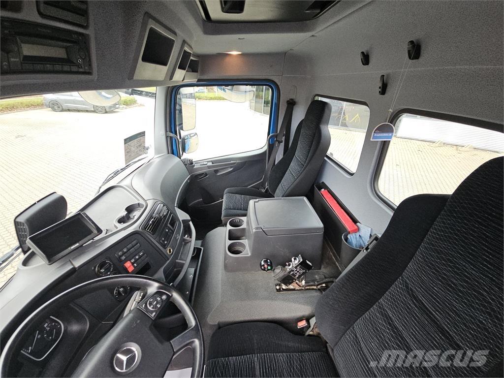 Mercedes-Benz Atego 1224 Demountable Trucks