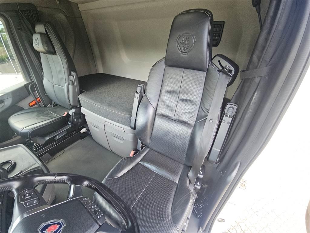 Scania S500 6x2 Conventional Trucks / Tractor Trucks