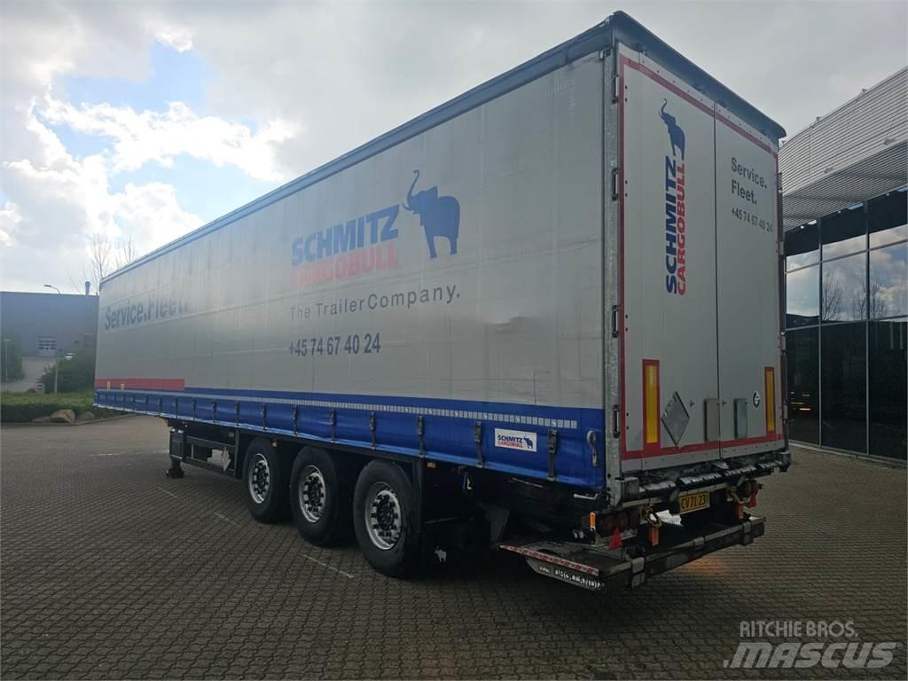 Schmitz Cargobull 13,60 Curtain  trailers