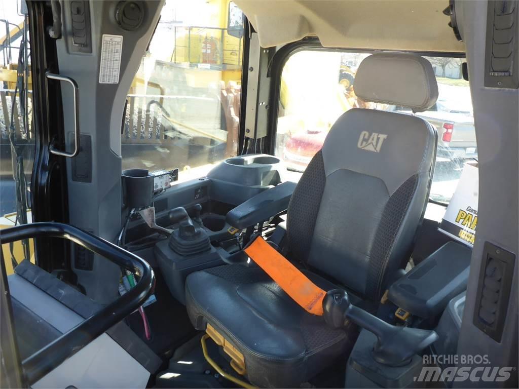 CAT D6 XL WH Crawler dozers