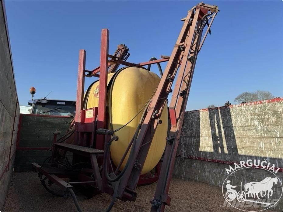 Hardi 1000 ltr., 12 m. Farm Equipment - Others