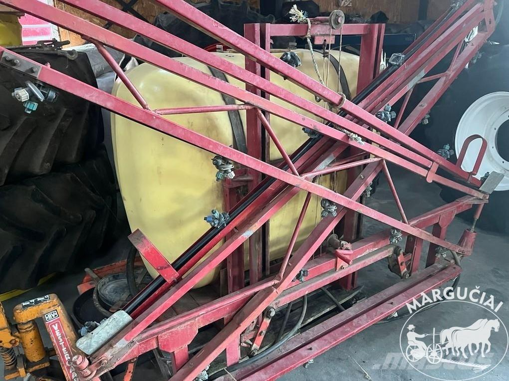 Hardi 800 ltr., 12 m. Farm Equipment - Others