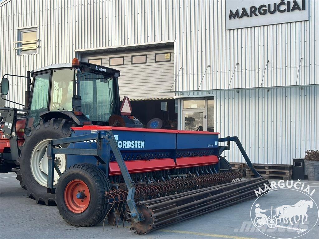 Nordsten CLF 400, 4 m. Farm Equipment - Others