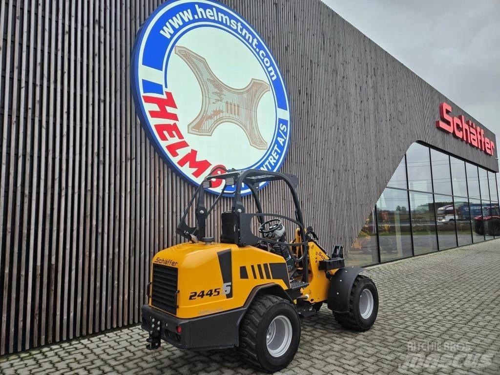Schäffer 2445S Mini Loader