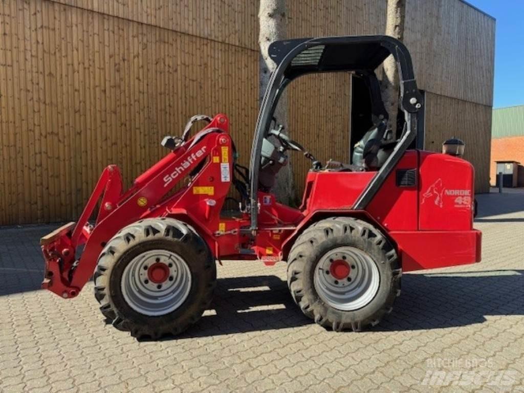 Schäffer Nordic 48 Mini Loader