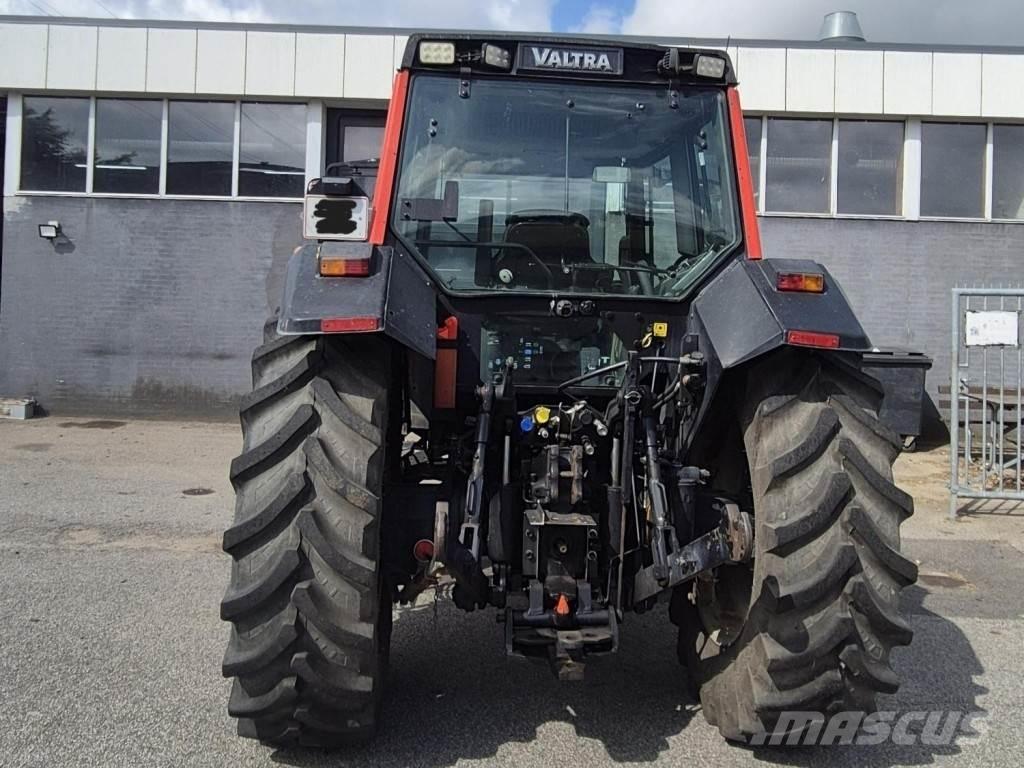 Valmet 6750 Tractors