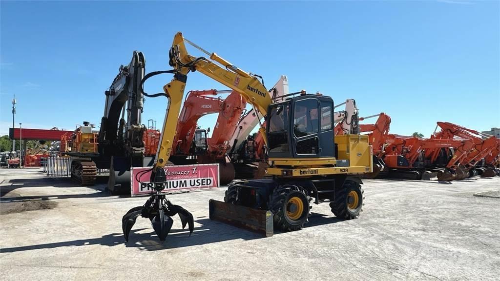 Bertani S3A 4X4 Wheeled Excavators