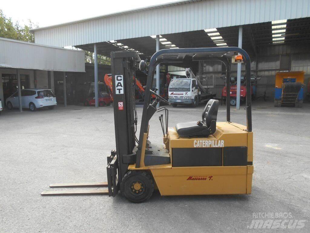 CAT F35 Electric Forklifts