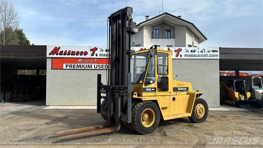CAT V225C Diesel Forklifts