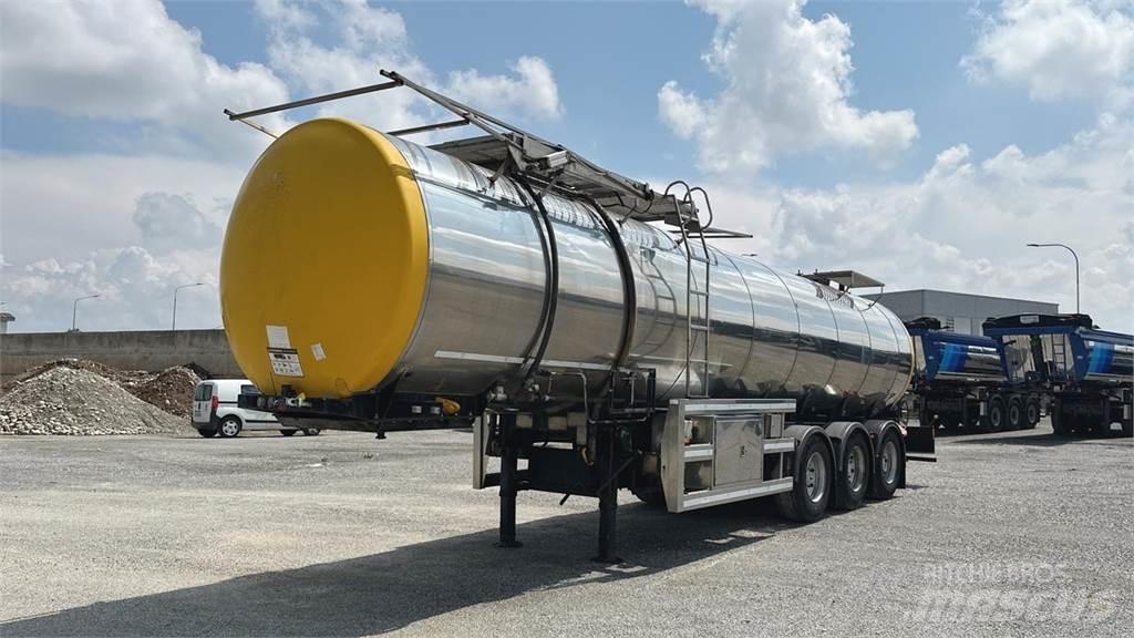  Clayton BITUMEN TANK Other Trailers