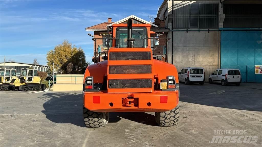 Fiat-Hitachi W190 Wheel Loaders