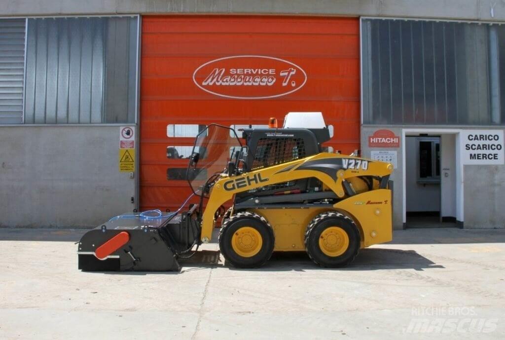 Gehl V270 Skid Steer Loaders