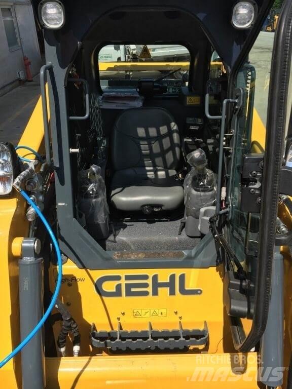 Gehl V270 Skid Steer Loaders