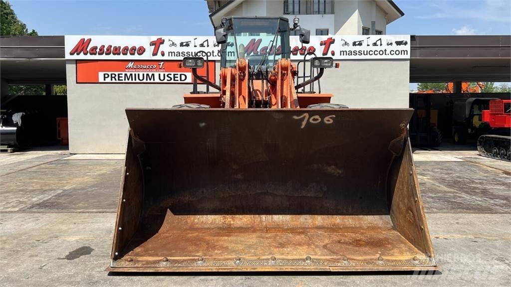 Hitachi ZW330 Wheel Loaders