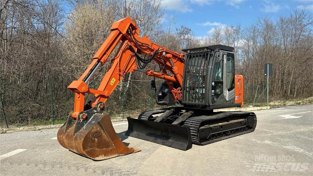 Hitachi ZX135US-3 Mini excavators  7t - 12t