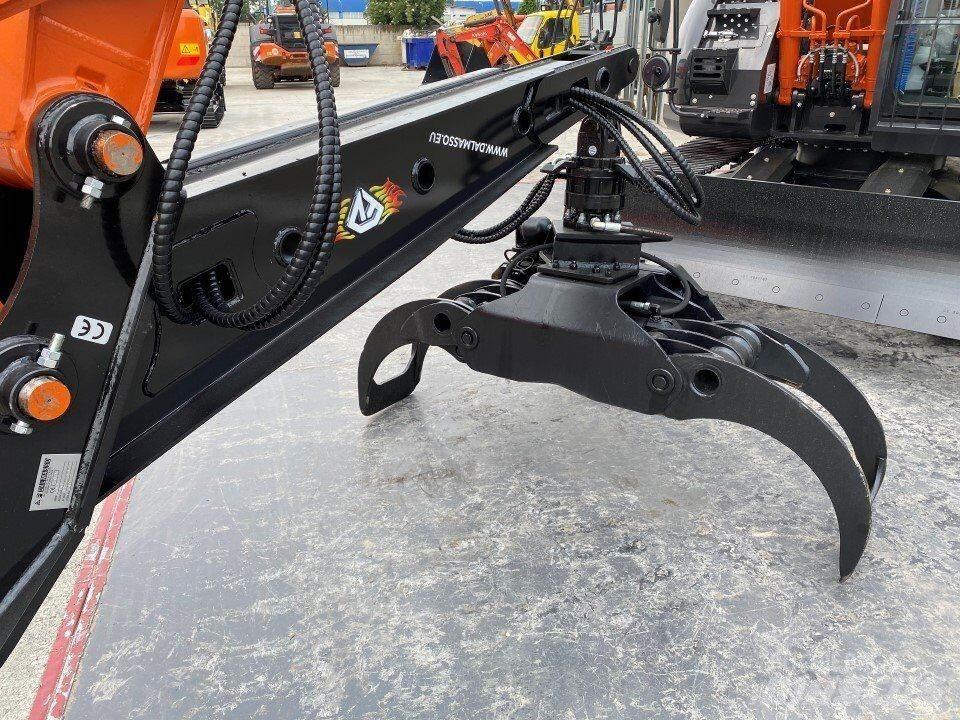 Hitachi ZX135US-6 Forestry Excavators