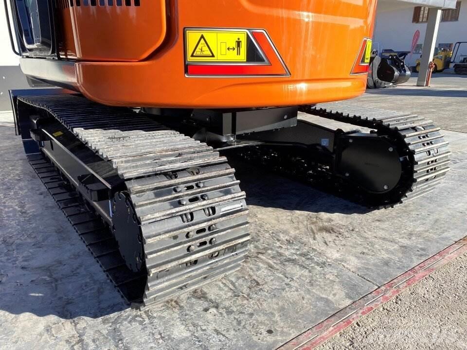 Hitachi ZX135US-7 Mini excavators  7t - 12t