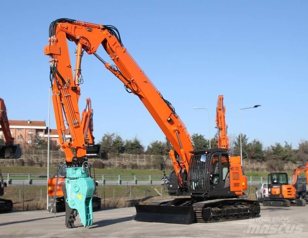 Hitachi ZX225USLC-6 Crawler Excavators
