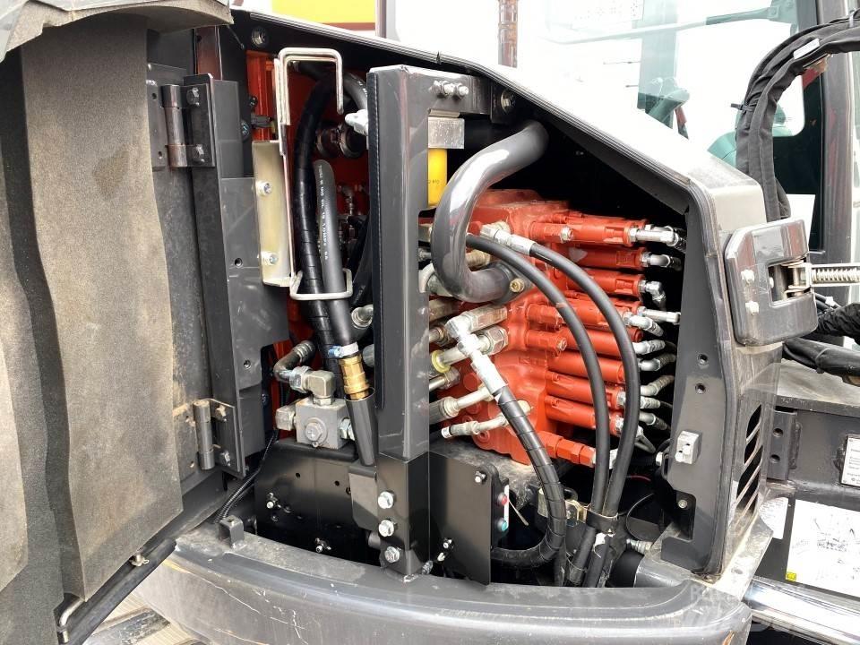 Hitachi ZX85USB-5A Mini excavators  7t - 12t