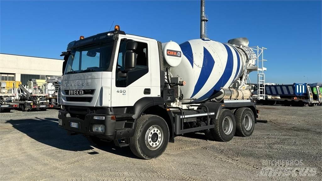 Iveco Trakker 450 6X4 Concrete Trucks