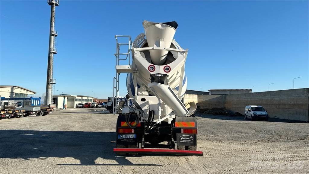 Iveco Trakker 450 6X4 Concrete Trucks