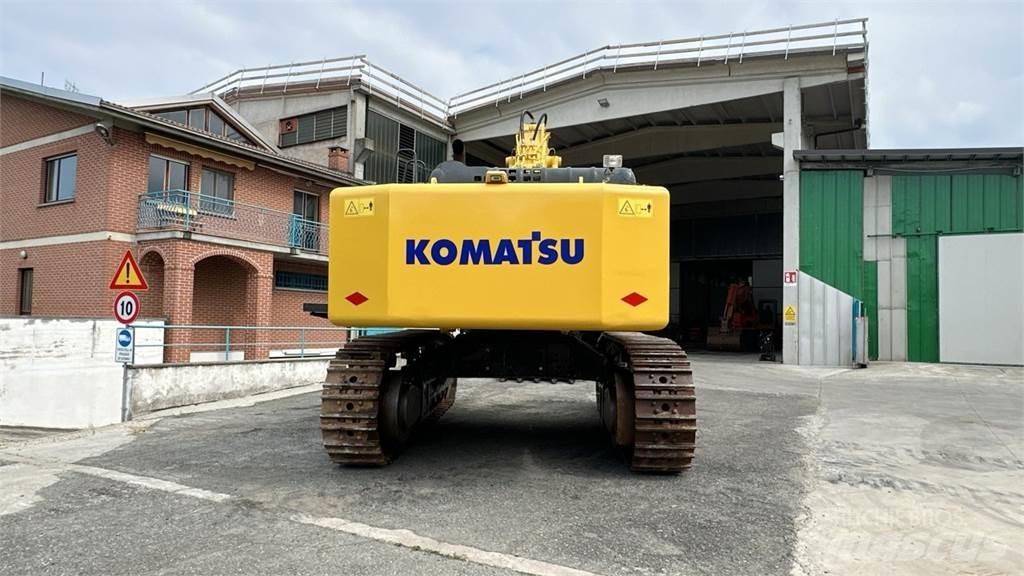 Komatsu PC700 LC-8E0 Crawler Excavators