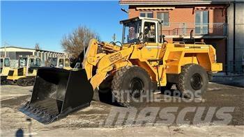 Liebherr L 551 Wheel Loaders