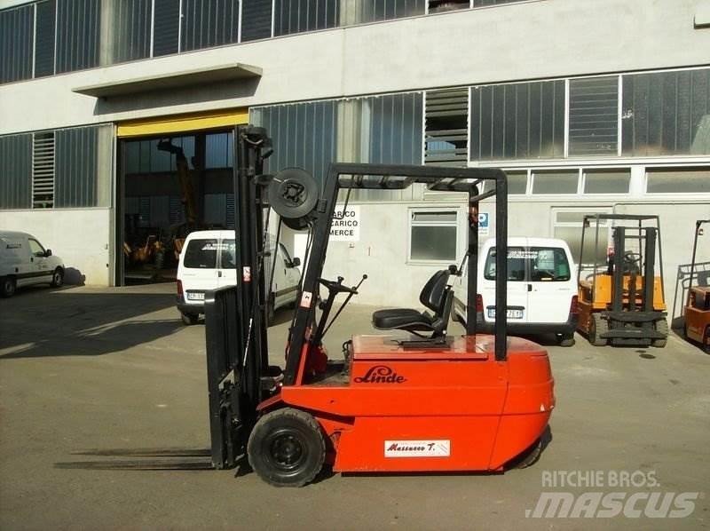 Linde E20 Electric Forklifts