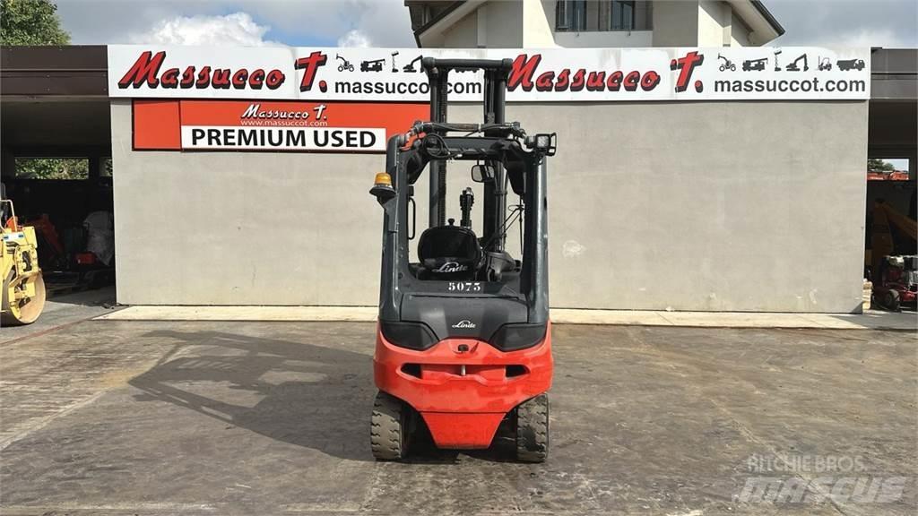 Linde E30L Electric Forklifts
