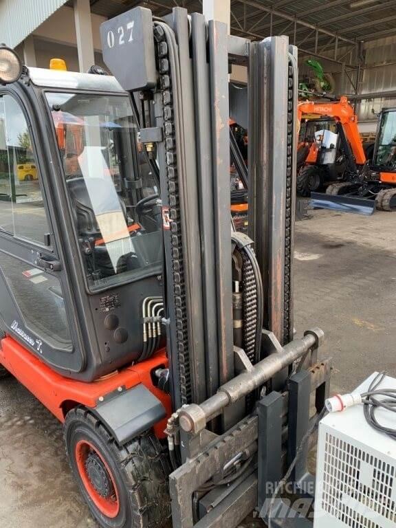 Linde E40P-02 Electric Forklifts