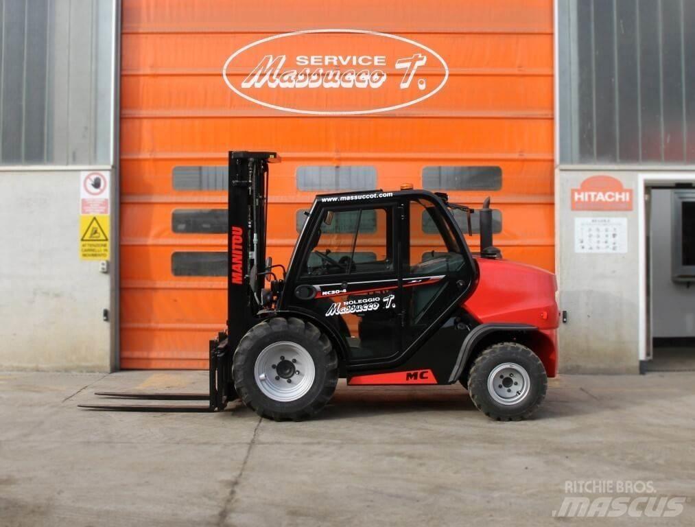 Manitou MC30-4 DK 4X4 Rough Terrain Trucks