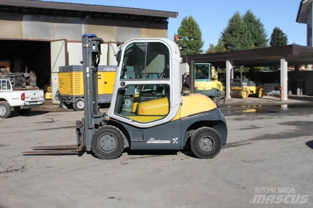 Nuova Detas SHR 40 Diesel Forklifts