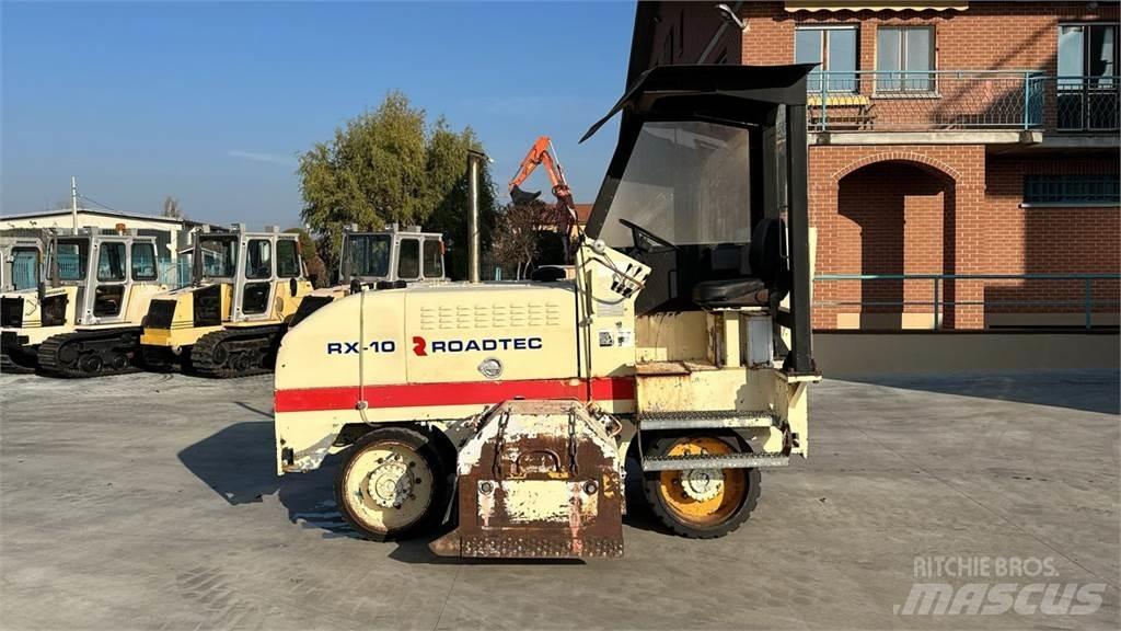 Roadtec RX-10 123 Asphalt pavers