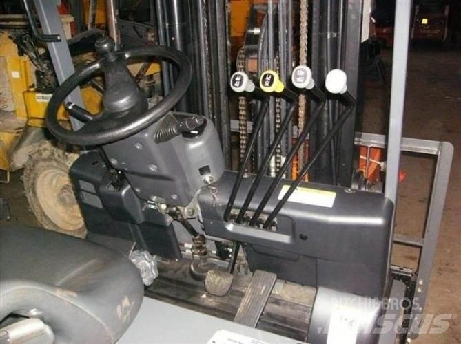 TCM FB25-7 Electric Forklifts
