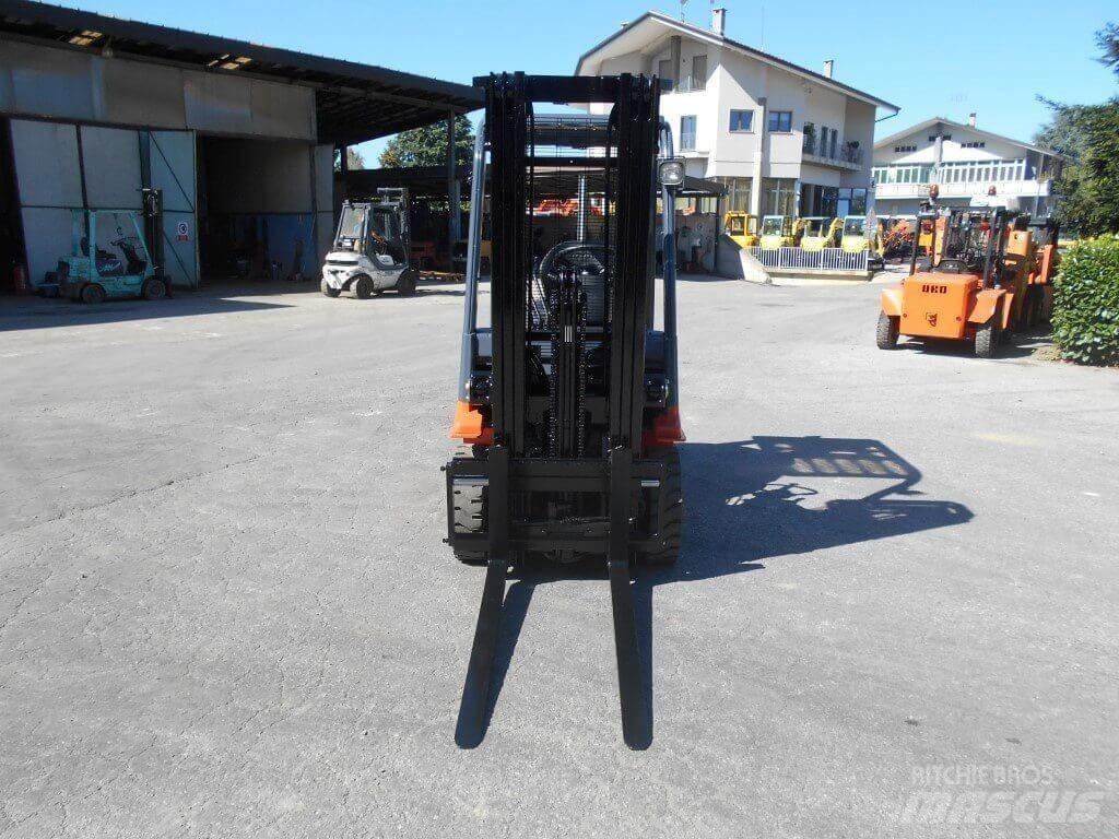Toyota 02-7FDF18 Diesel Forklifts