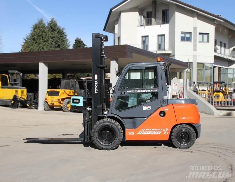 Toyota 40-8FD45N Diesel Forklifts