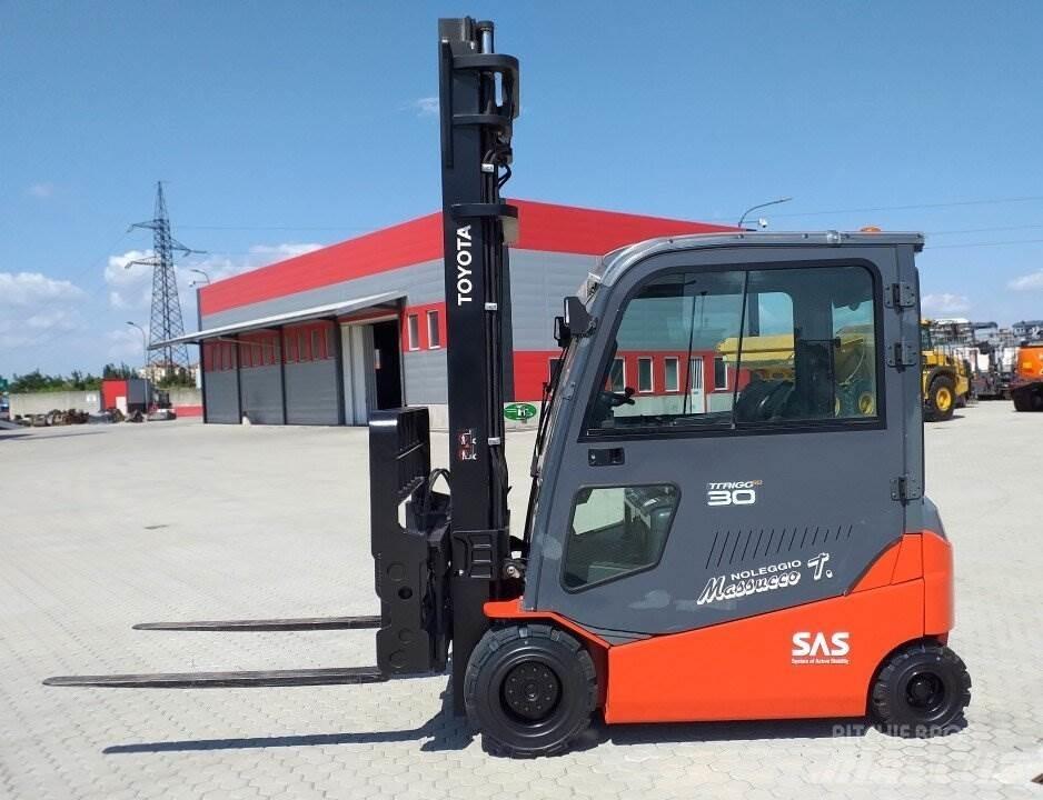 Toyota 8FBMT30 Electric Forklifts
