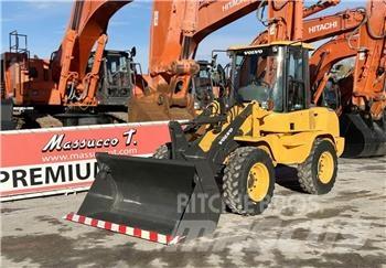 Volvo L30G Wheel Loaders