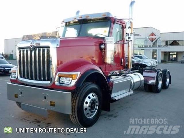International HX Conventional Trucks / Tractor Trucks