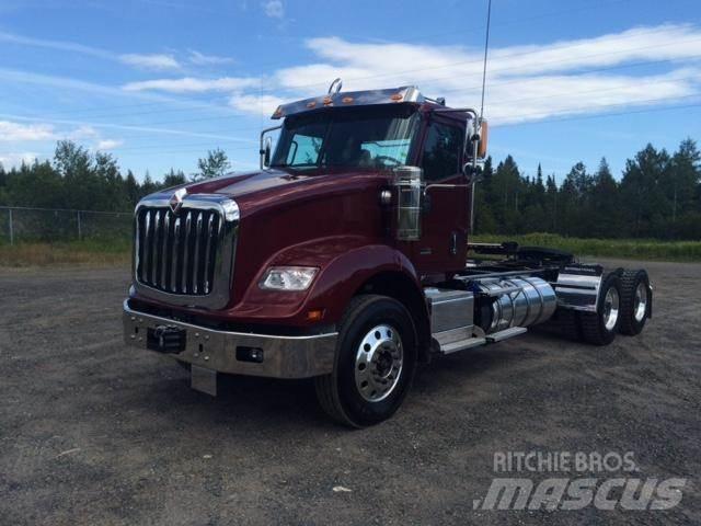 International HX Conventional Trucks / Tractor Trucks