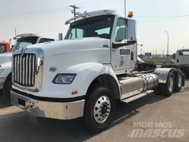 International HX Conventional Trucks / Tractor Trucks