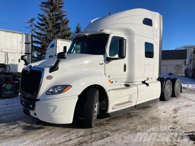 International LT Conventional Trucks / Tractor Trucks