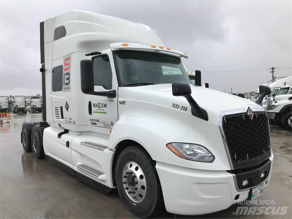 International LT Conventional Trucks / Tractor Trucks