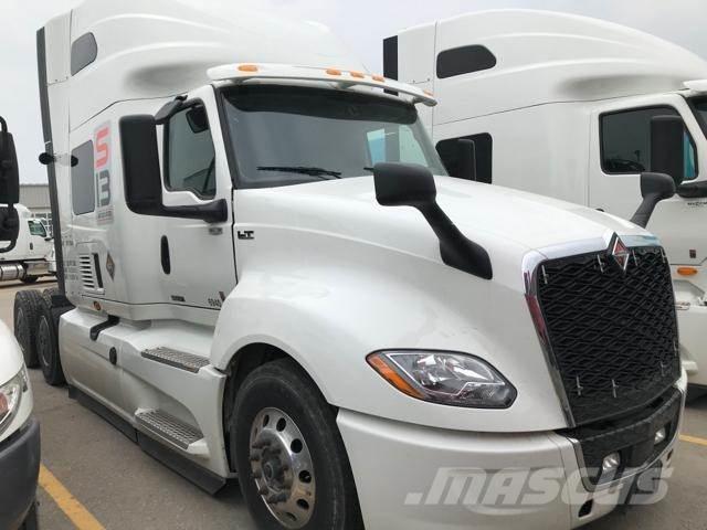 International LT Conventional Trucks / Tractor Trucks